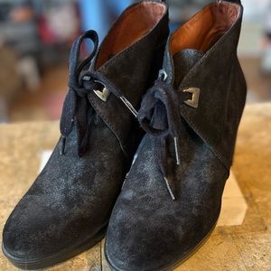 Hispanitas black suede bootie